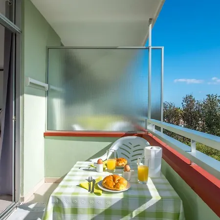 Estudio Nuevo En Apartamento