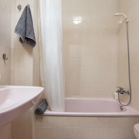 Estudio Nuevo En Apartamento *